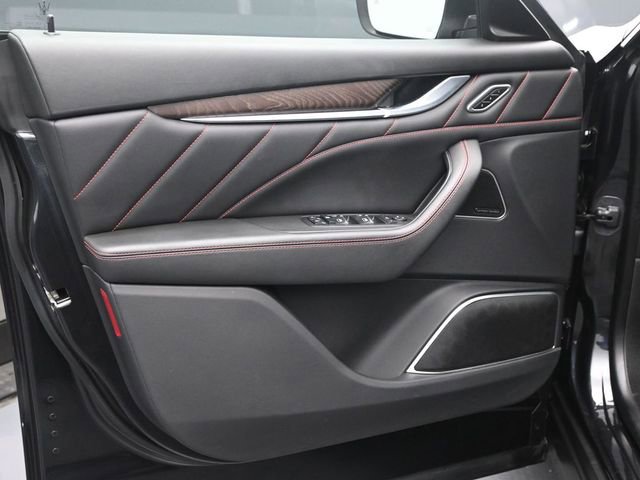Used 2023 Maserati Levante GT AWD/4WD image 22