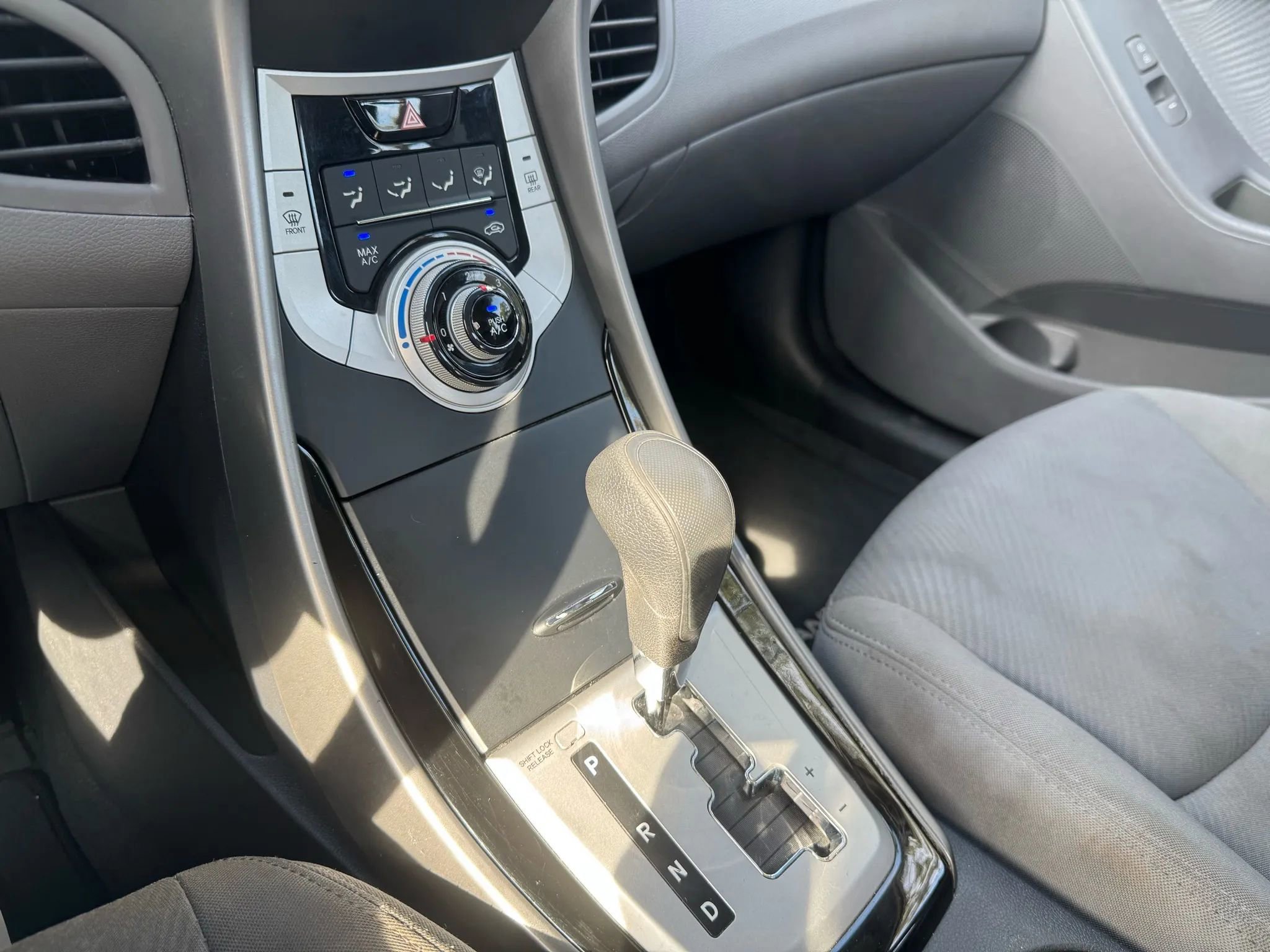 Used 2012 Hyundai Elantra GLS w/ Preferred Pkg 3 image 20