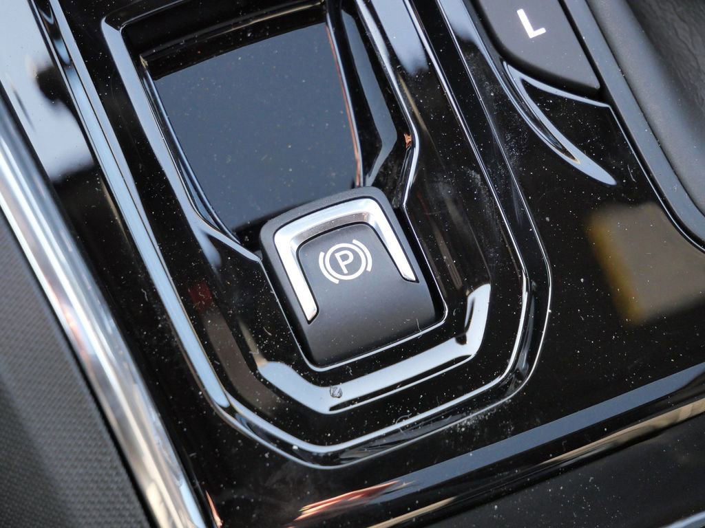 New 2026 GMC Canyon Elevation w/ Convenience Package image 48