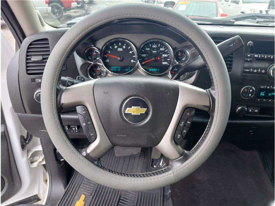 Used 2011 Chevrolet Silverado 2500 LT w/ Interior Plus Package image 5