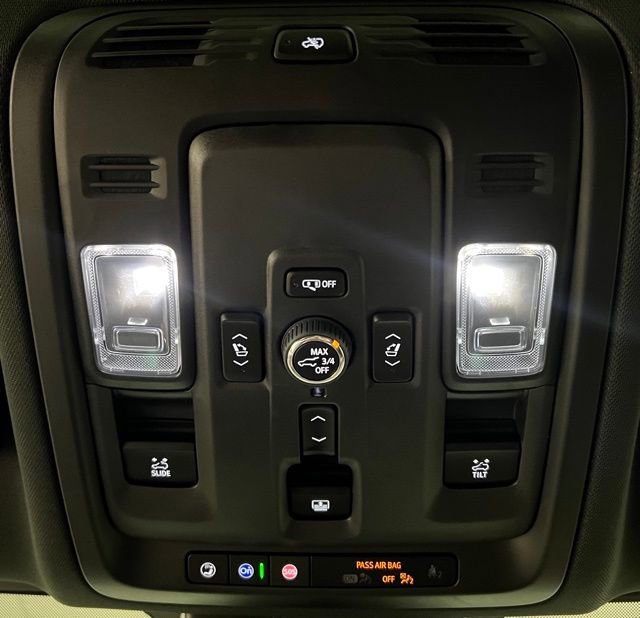 Used 2025 Chevrolet Tahoe High Country AWD/4WD image 41