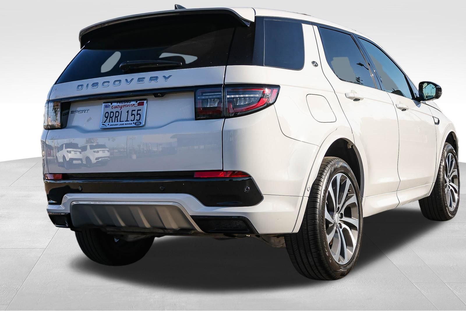 Used 2025 Land Rover Discovery Sport S image 5