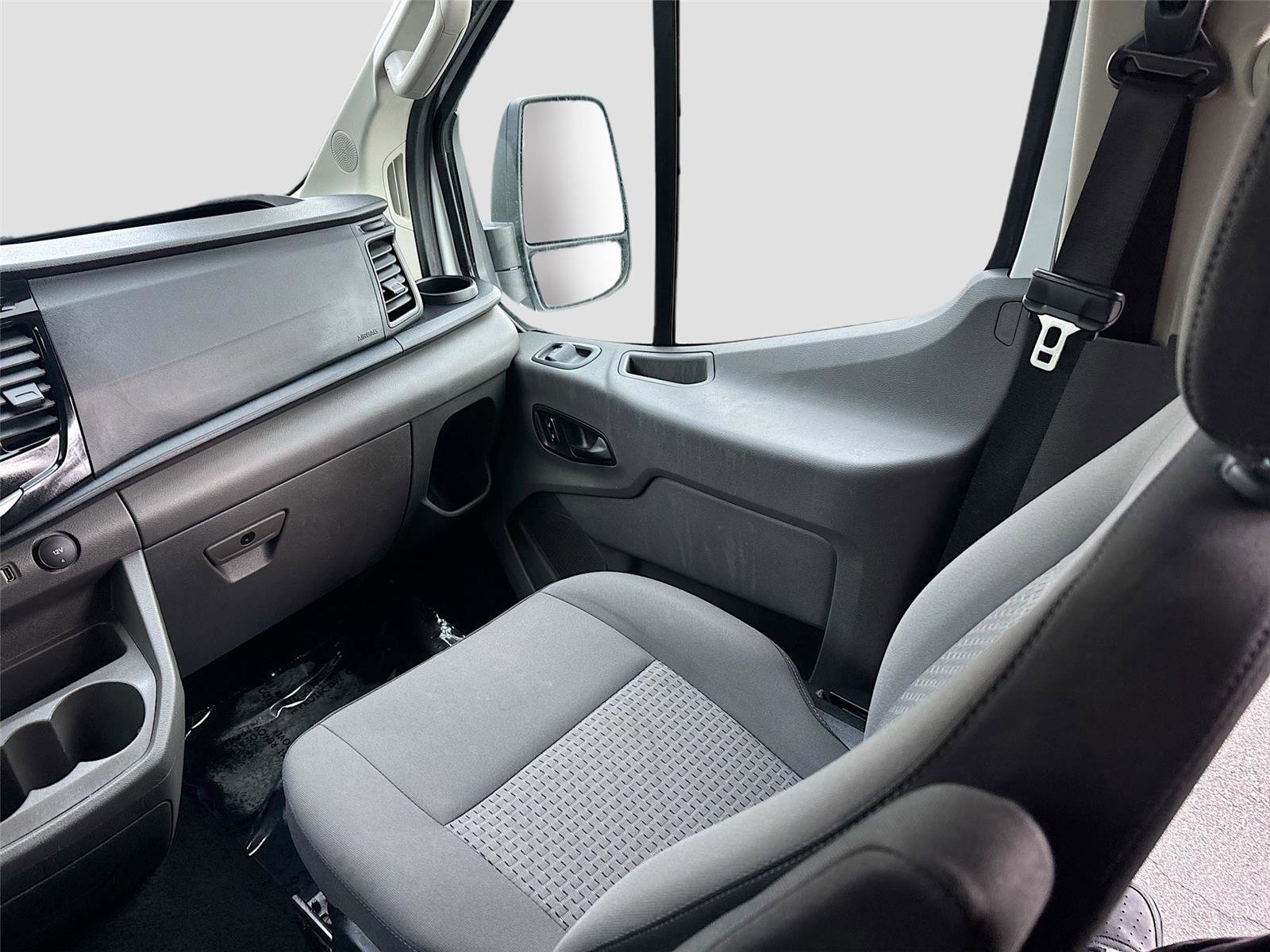 Used 2024 Ford Transit 350 XLT image 23