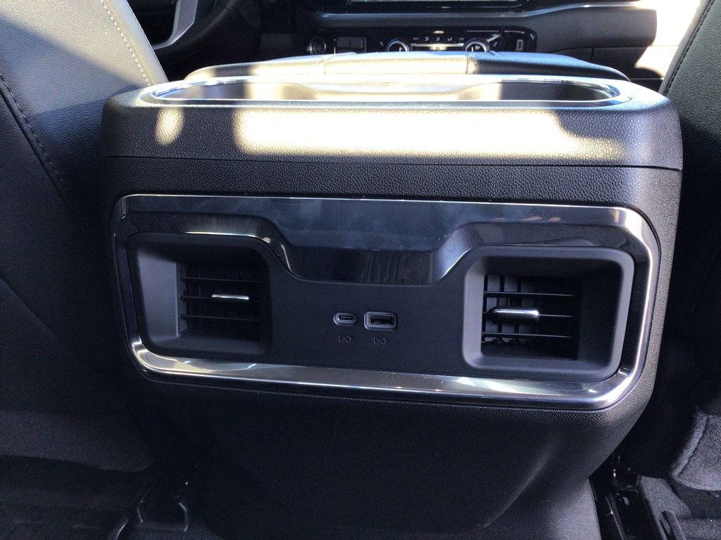 Used 2025 GMC Sierra 1500 Elevation w/ Elevation Premium Package image 8