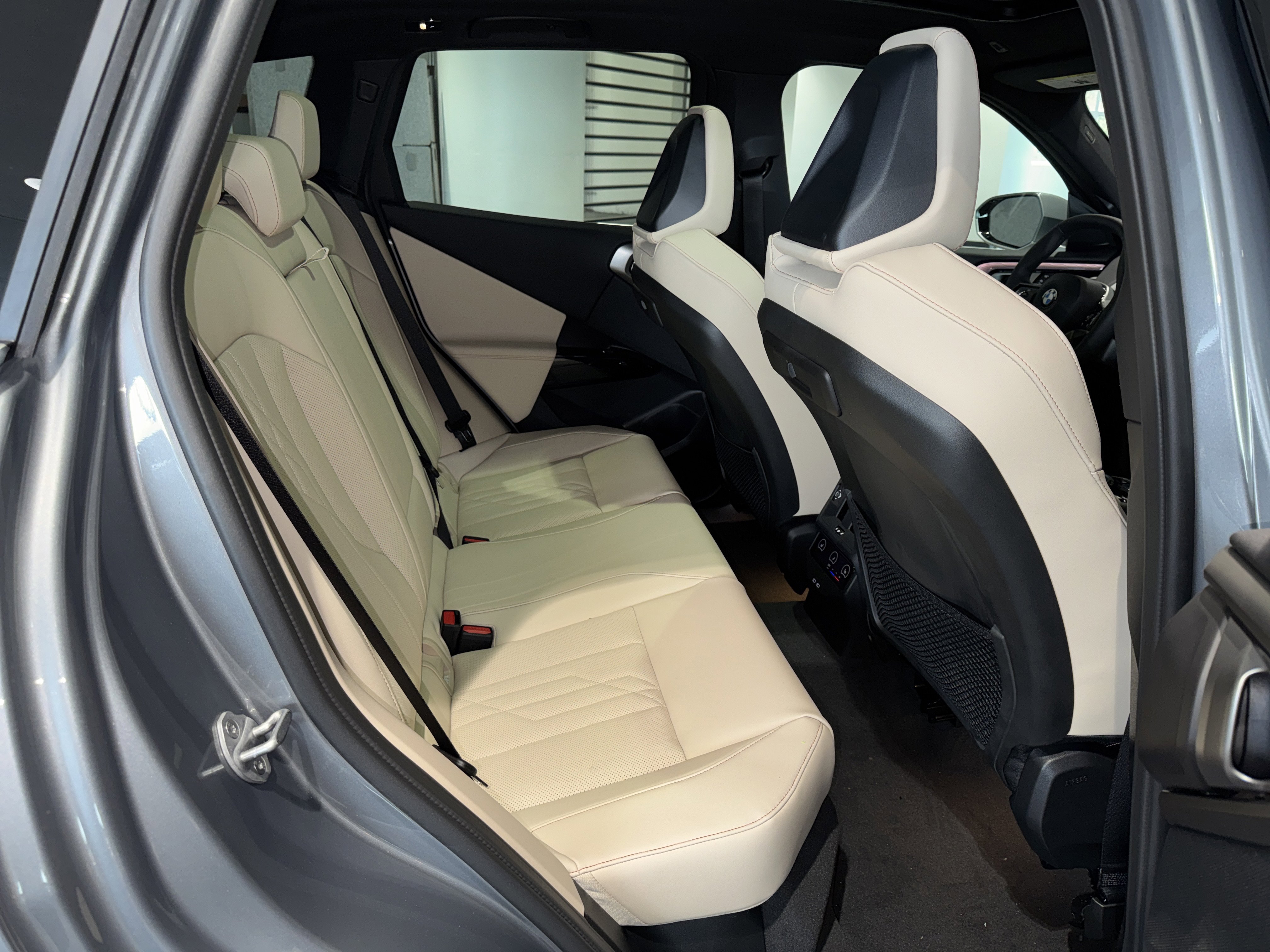 New 2026 BMW X3 xDrive30 w/ Convenience Package image 11