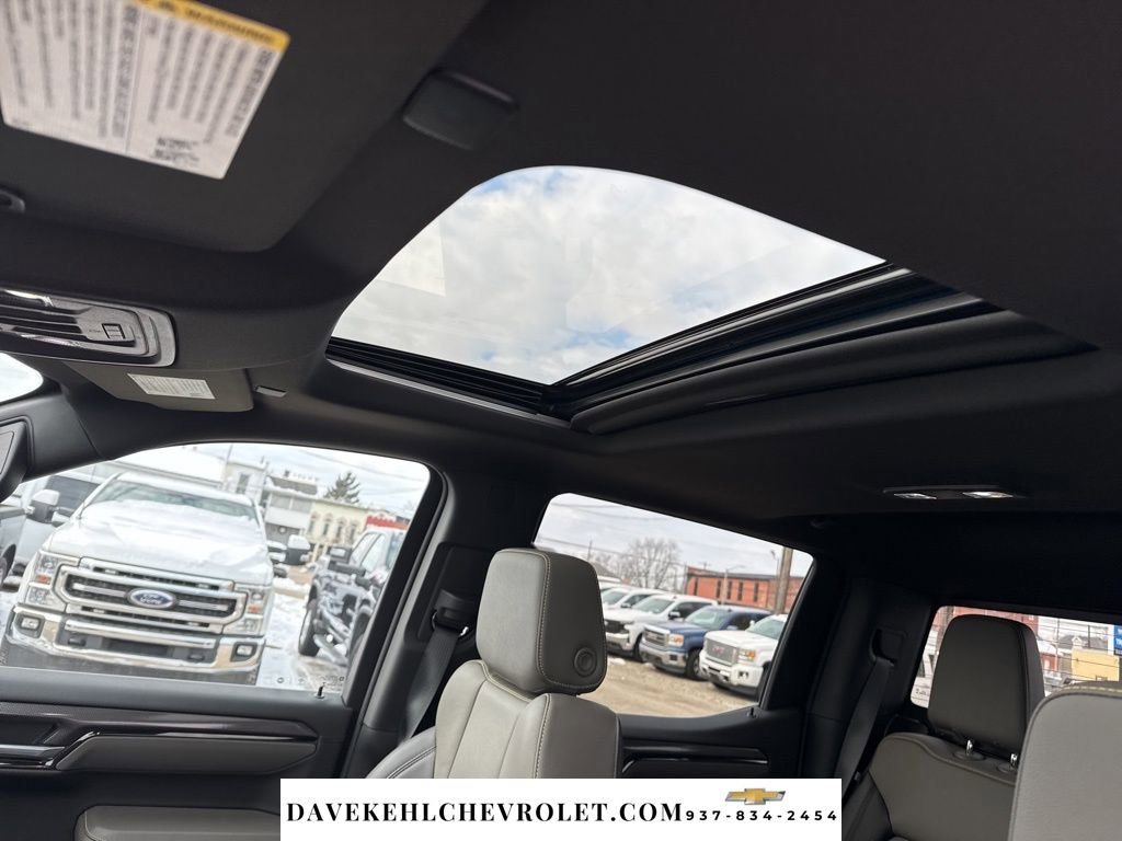 Used 2022 Chevrolet Silverado 1500 ZR2 w/ Technology Package image 18