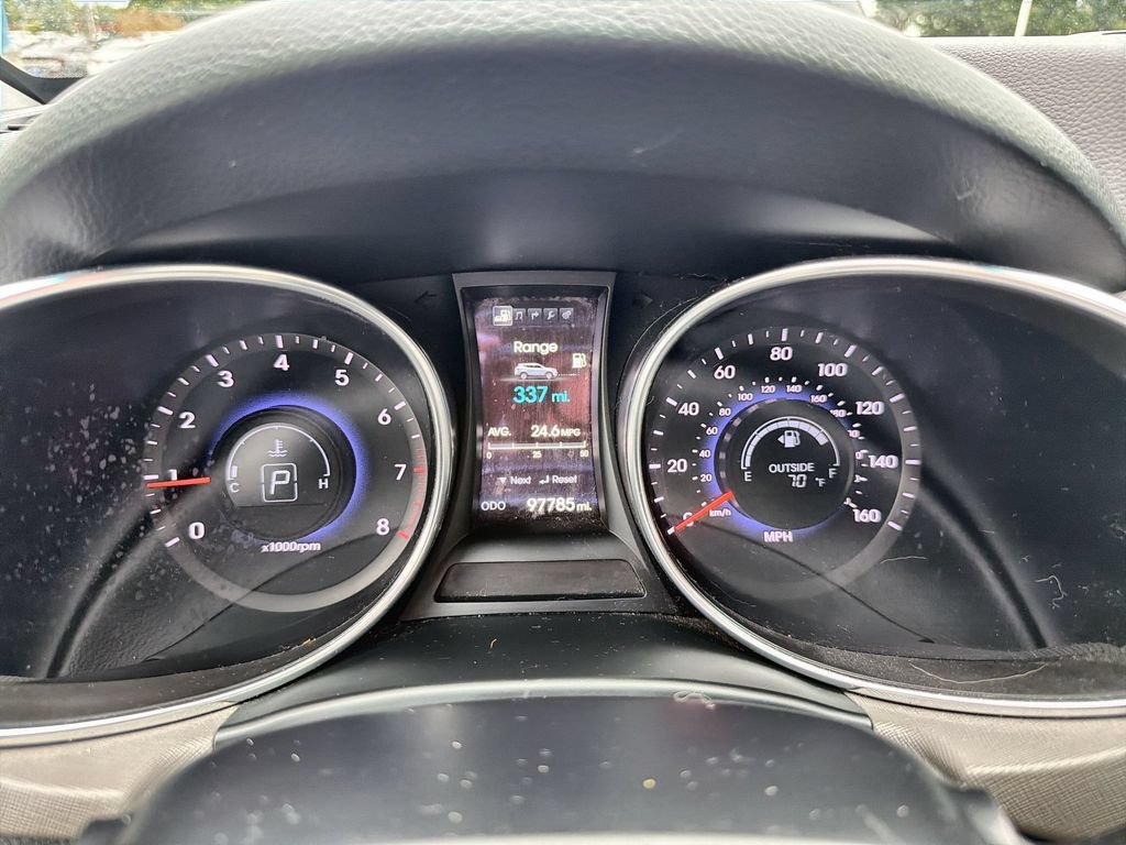 Used 2016 Hyundai Santa Fe Sport 2.0T w/ Option Group 05 FWD image 10