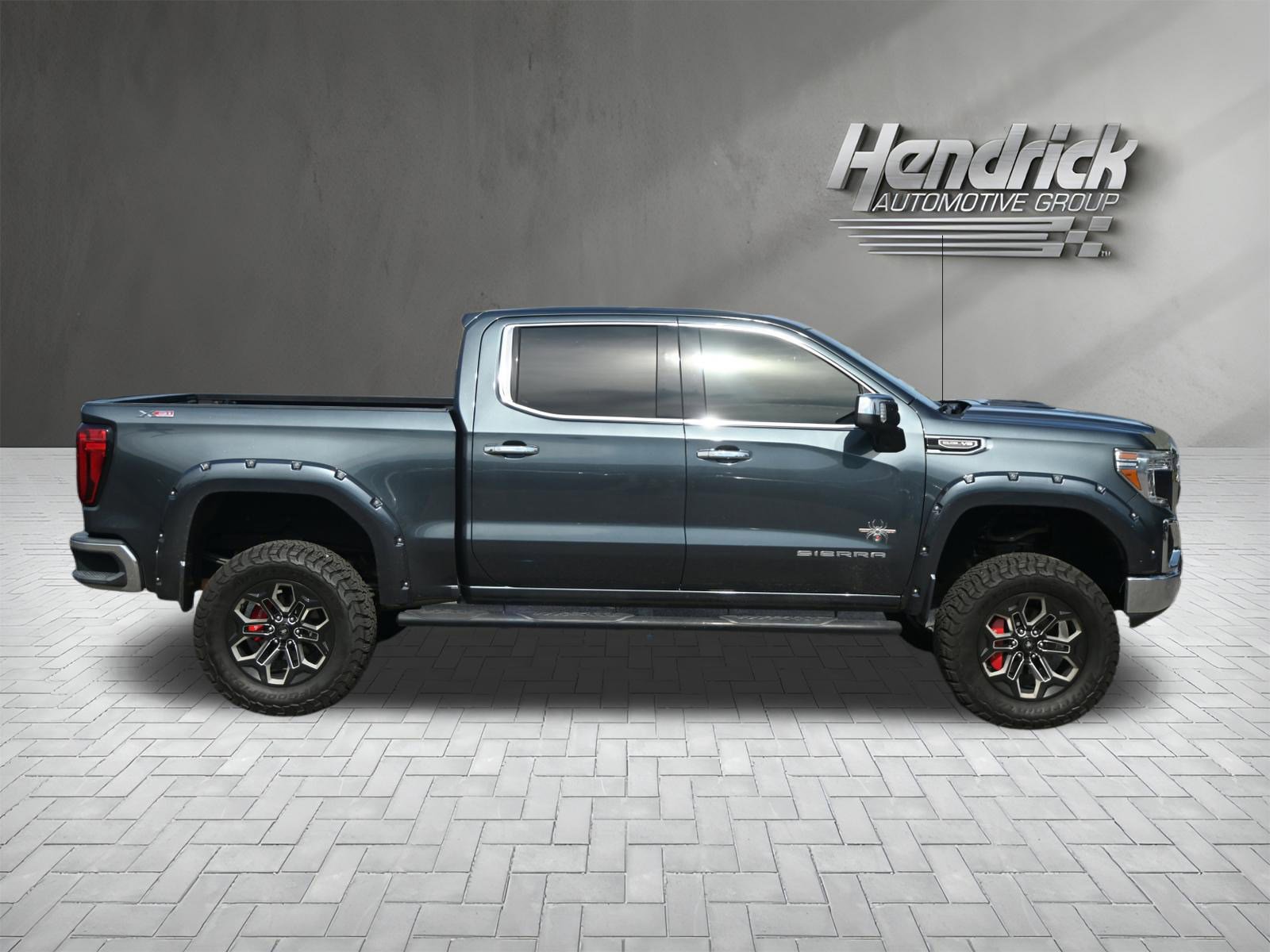 Used 2019 GMC Sierra 1500 SLT w/ SLT Premium Plus Package AWD/4WD image 10