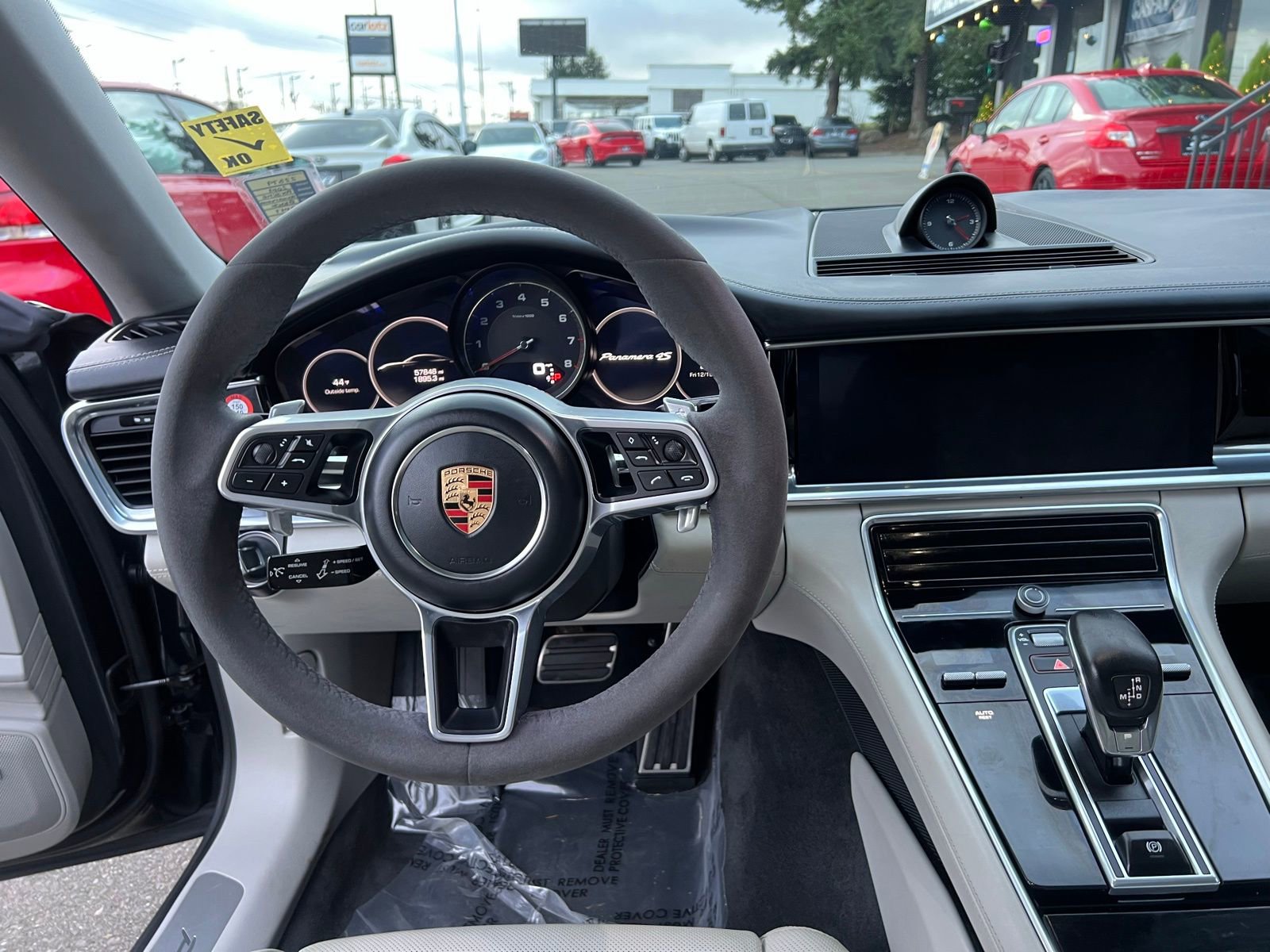 Used 2019 Porsche Panamera 4S image 30