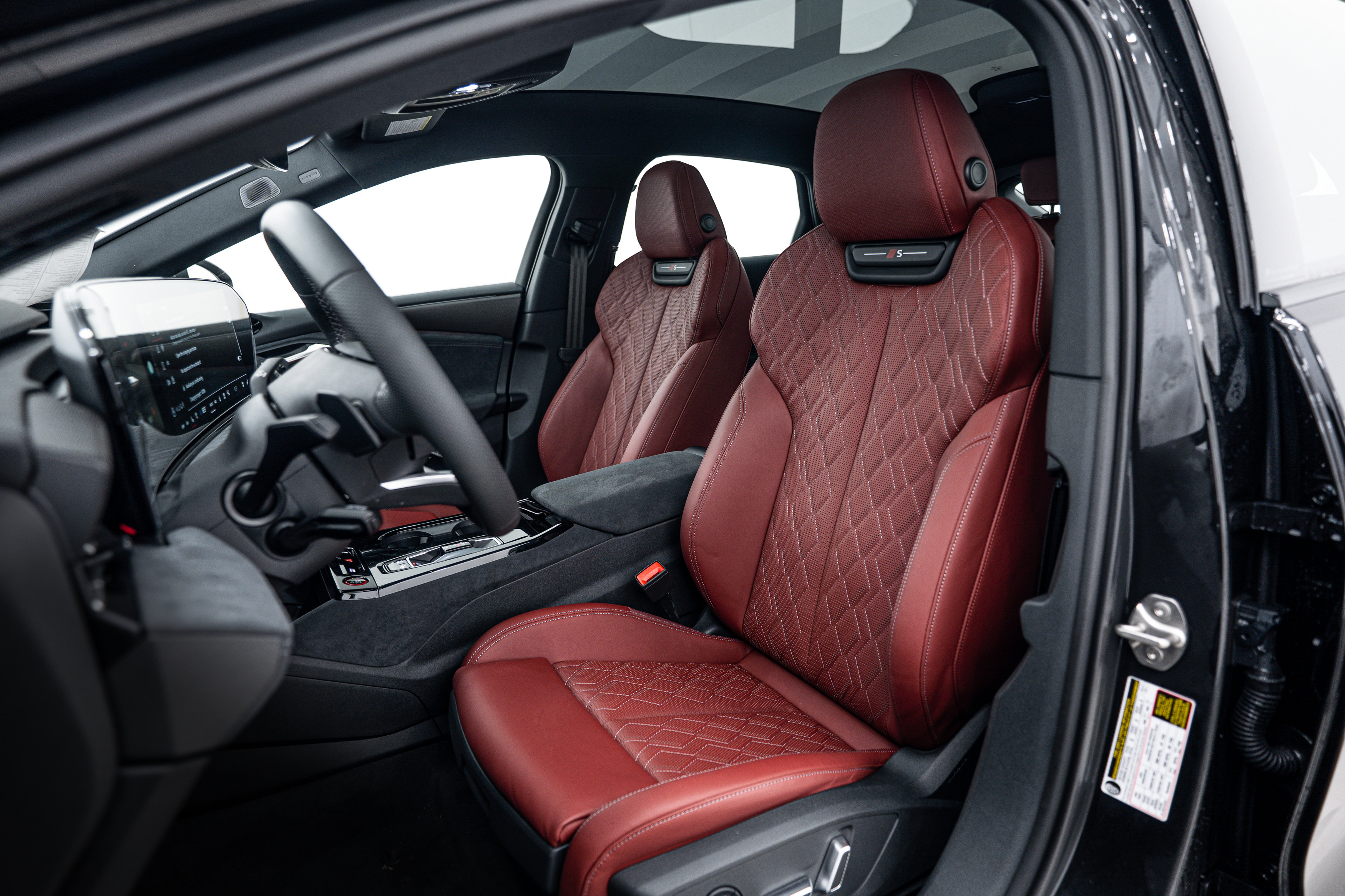 New 2025 Audi S6 e-tron Premium Plus image 16