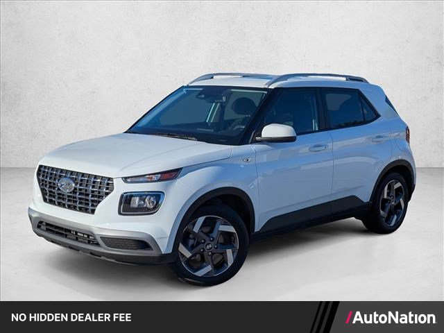 Certified 2025 Hyundai Venue SEL FWD image 1