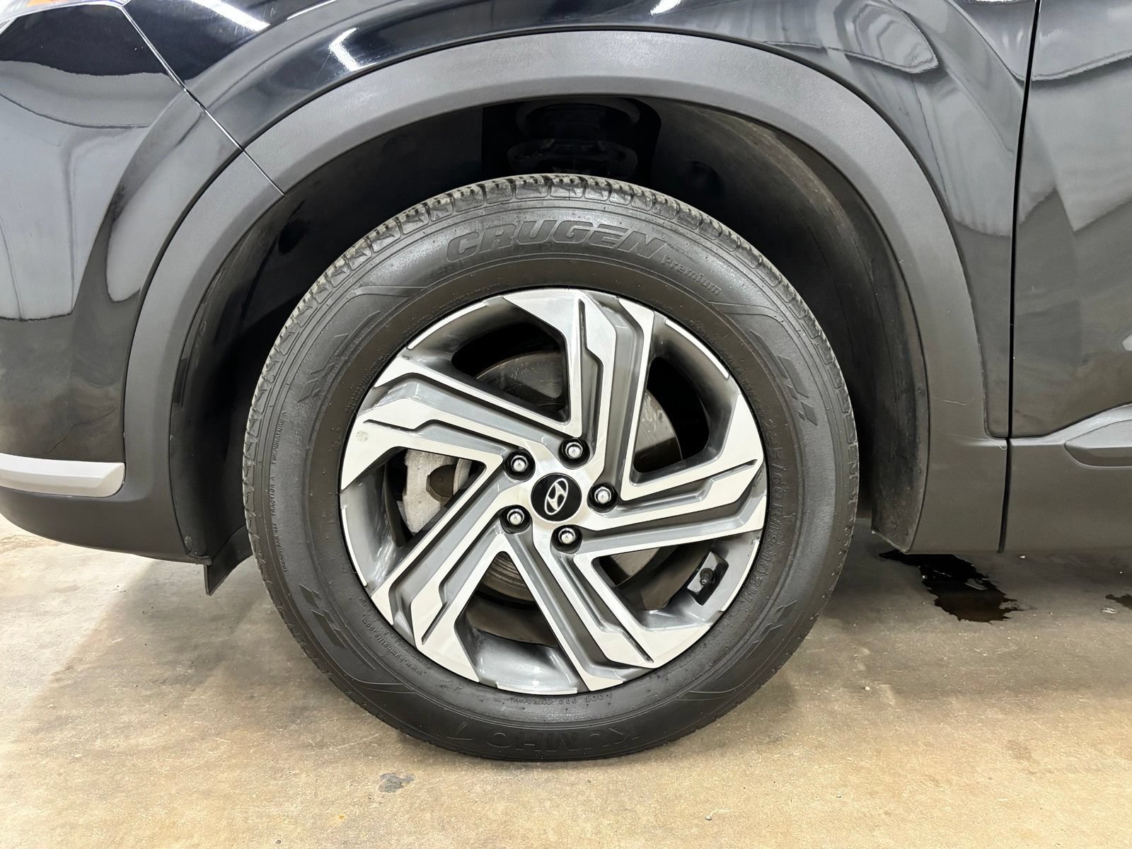 Certified 2023 Hyundai Santa Fe SE FWD image 9