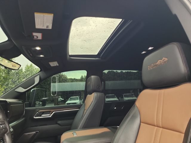 Used 2024 Chevrolet Silverado 3500 High Country w/ High Country Premium Package AWD/4WD image 12