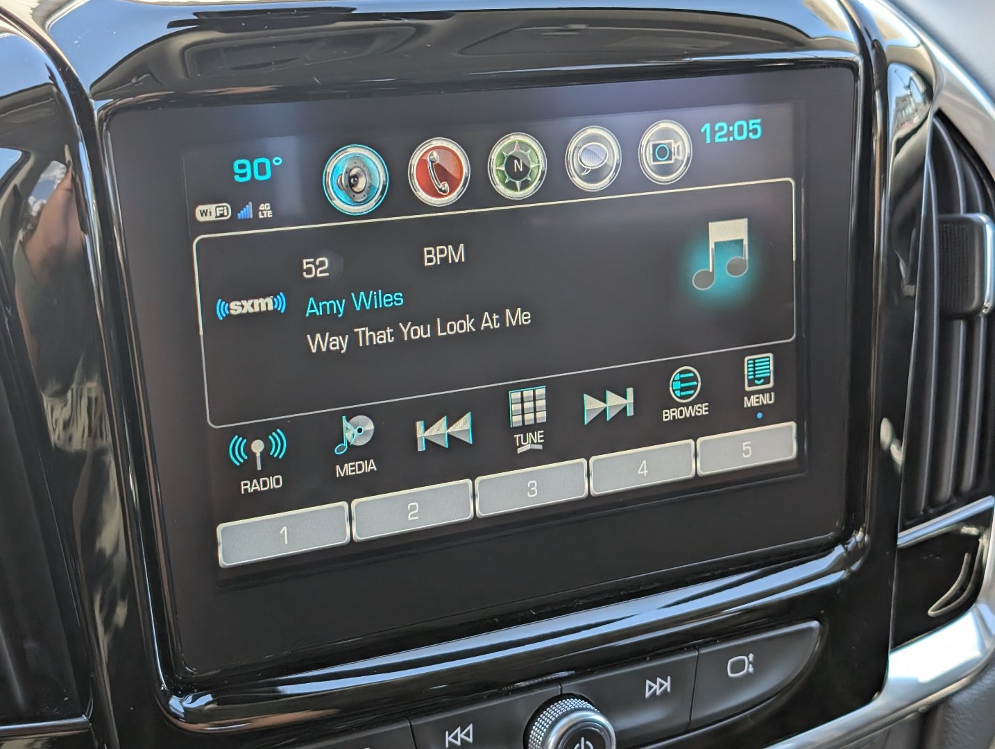 Used 2019 Chevrolet Traverse Premier AWD/4WD image 16
