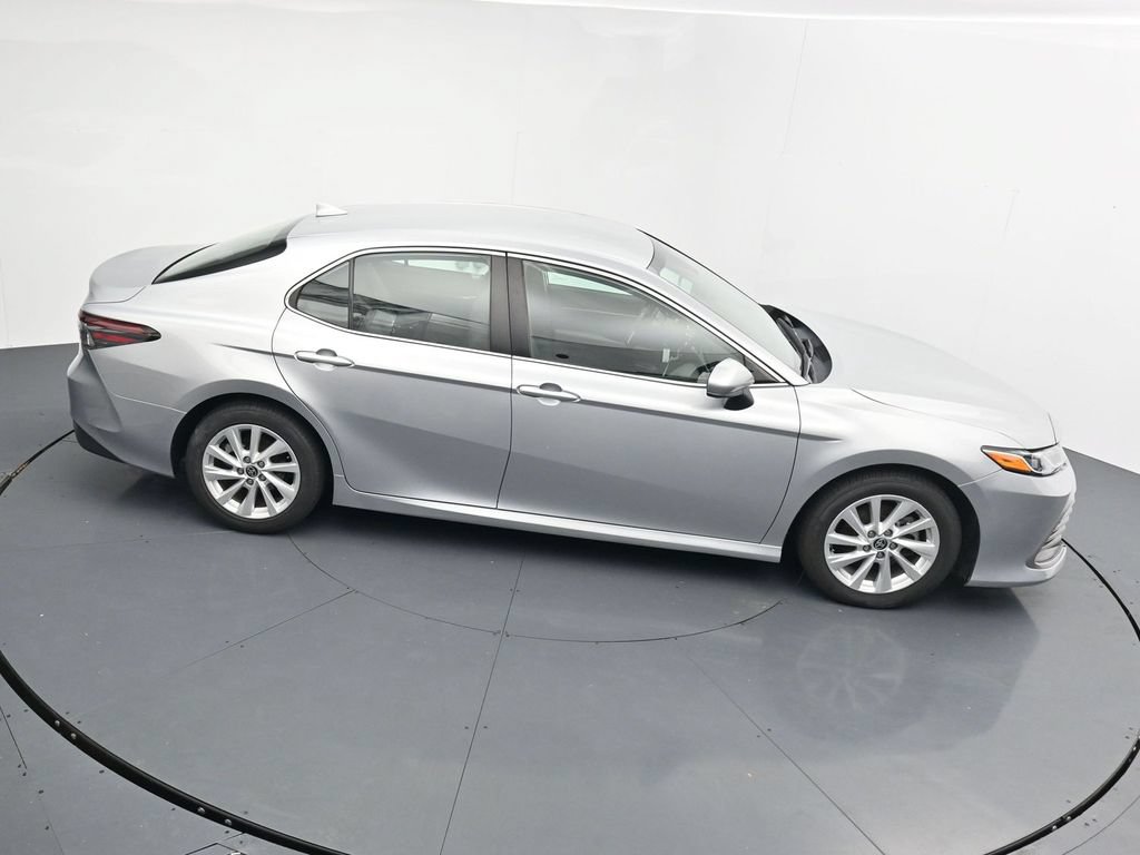 Used 2023 Toyota Camry LE FWD image 32