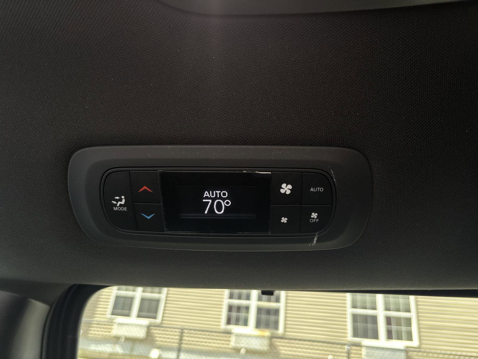 Used 2023 Chrysler Pacifica Touring-L w/ S Appearance Package image 22