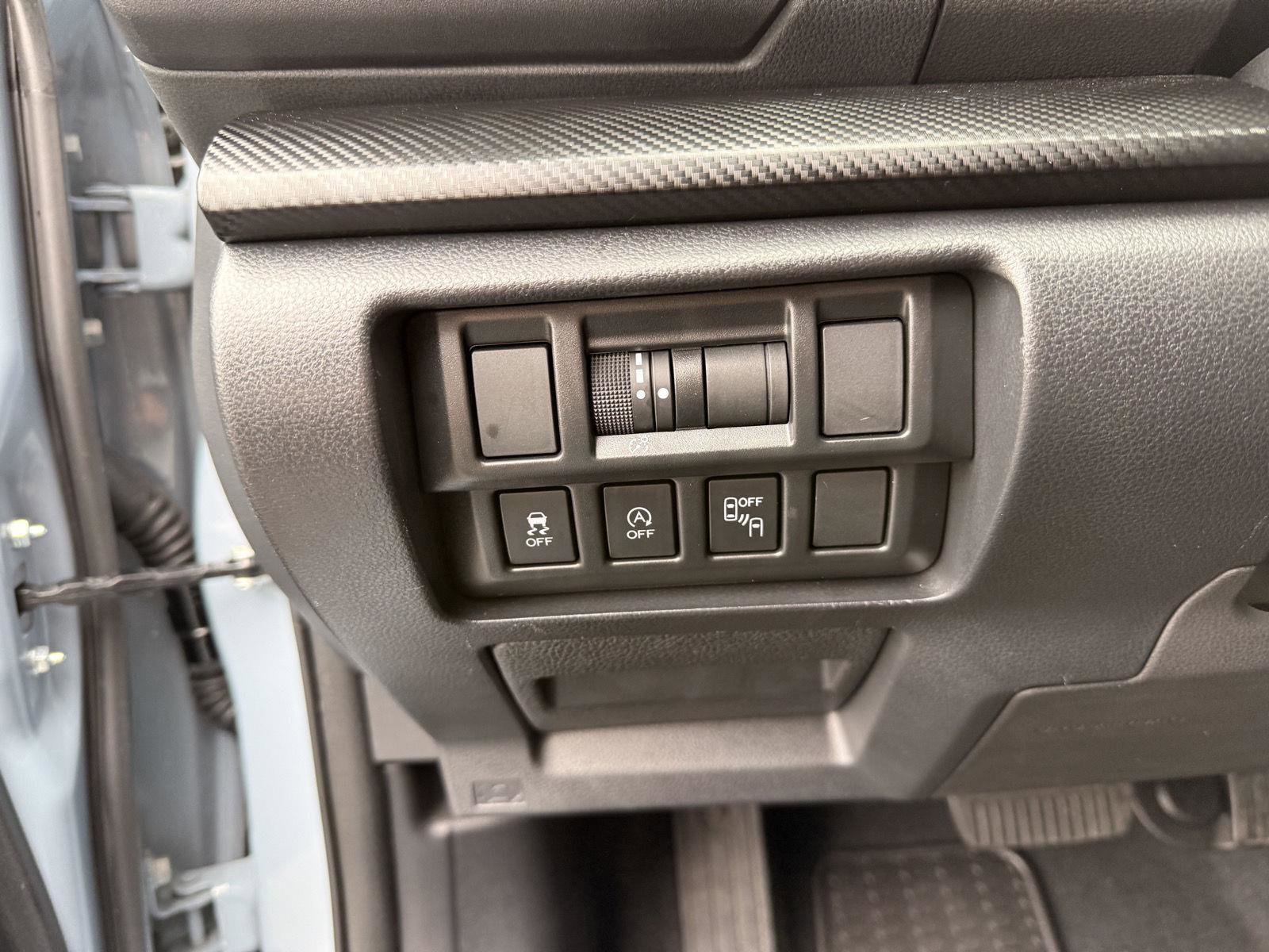 Certified 2022 Subaru Crosstrek 2.0i Premium w/ Moonroof Package image 18