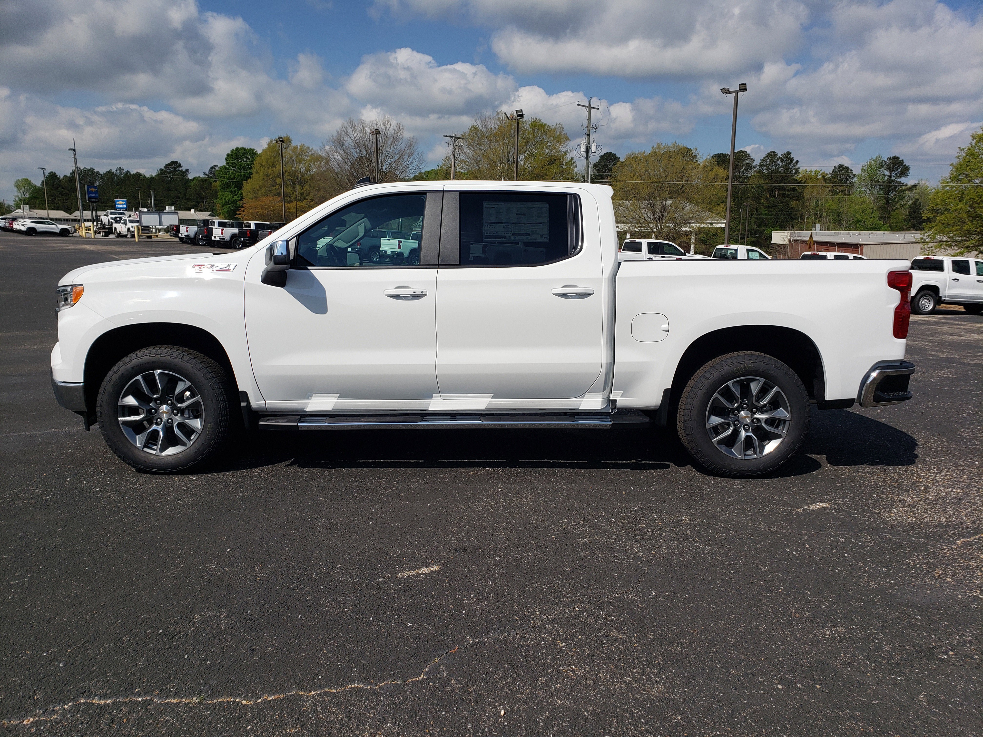 New 2026 Chevrolet Silverado 1500 LT image 6