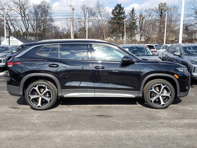 New 2026 Volkswagen Tiguan SE image 2