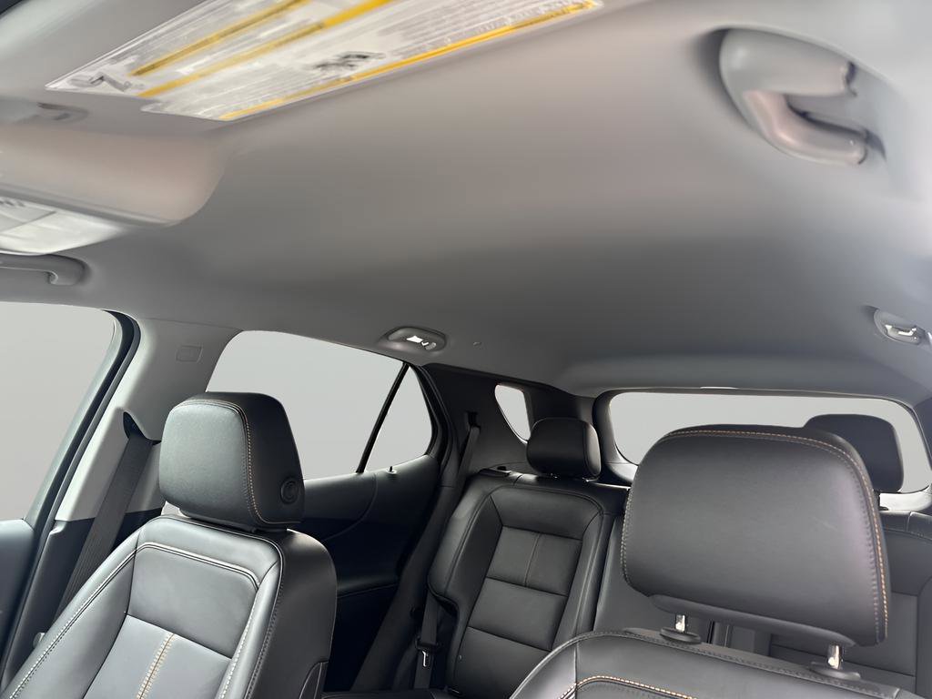 Used 2023 Chevrolet Equinox Premier image 29