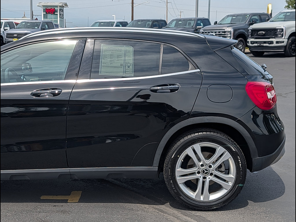 Used 2018 Mercedes-Benz GLA 250 image 12