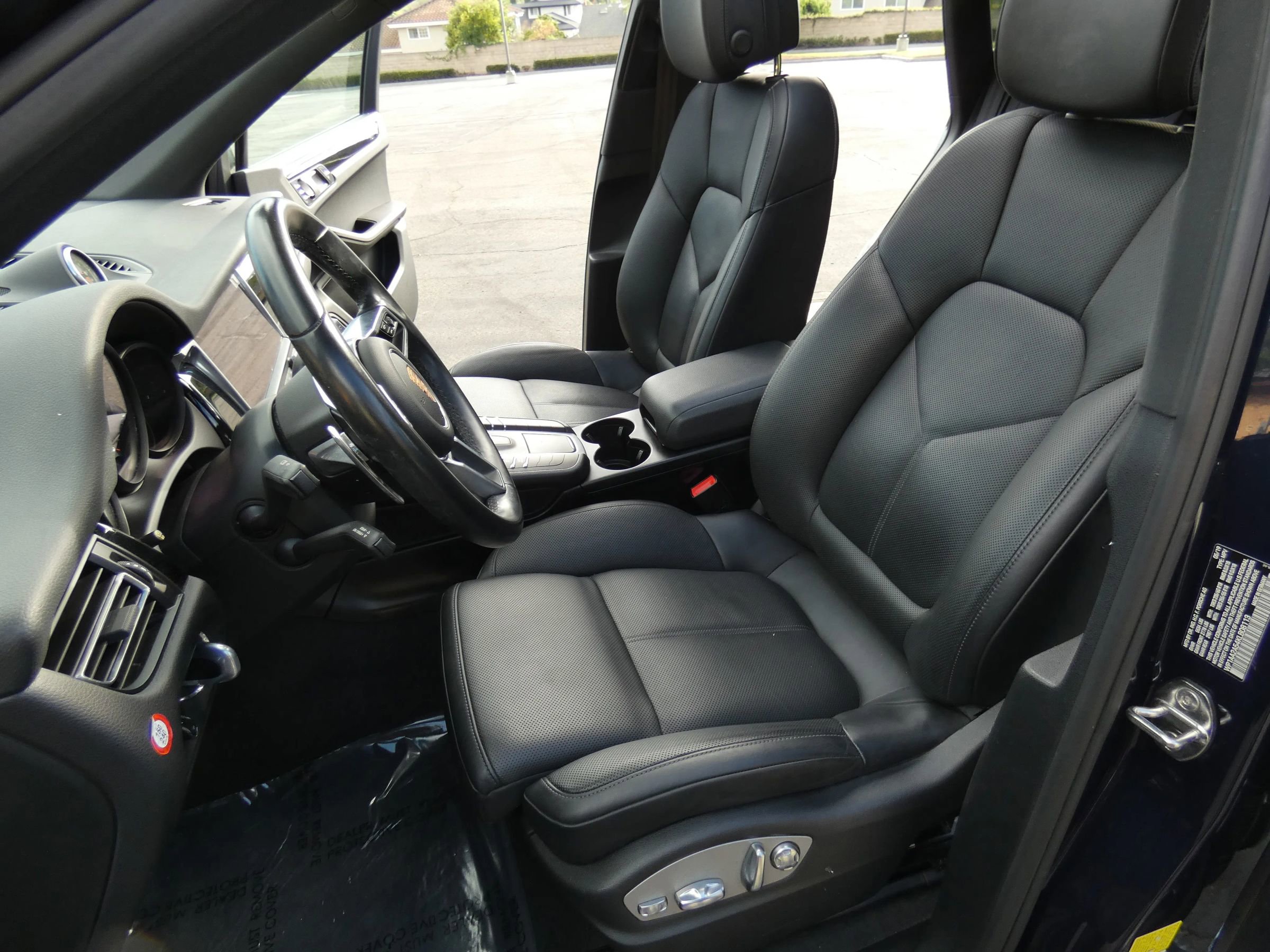 Used 2019 Porsche Macan image 58