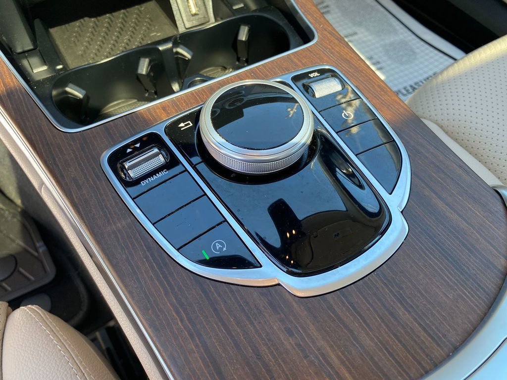 Used 2021 Mercedes-Benz C 300 4MATIC Sedan image 22