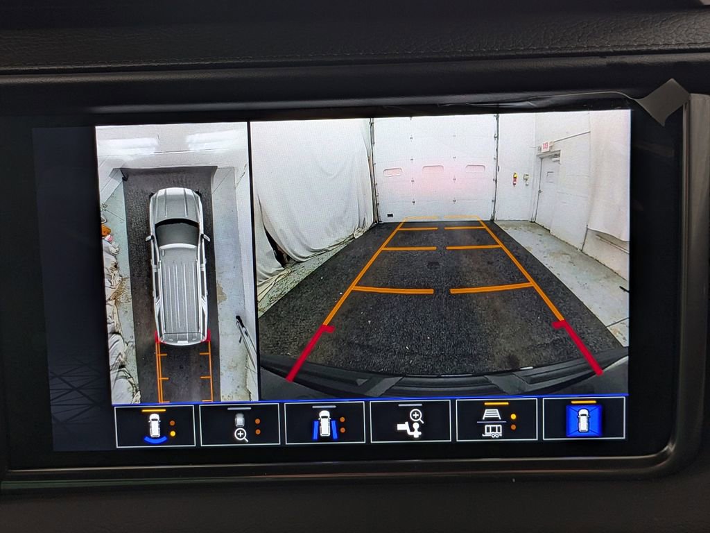 Used 2024 GMC Yukon Denali image 13