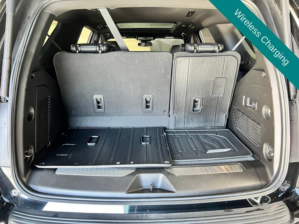 Used 2023 GMC Yukon Denali w/ LPO, Floor Liner Package AWD/4WD image 29