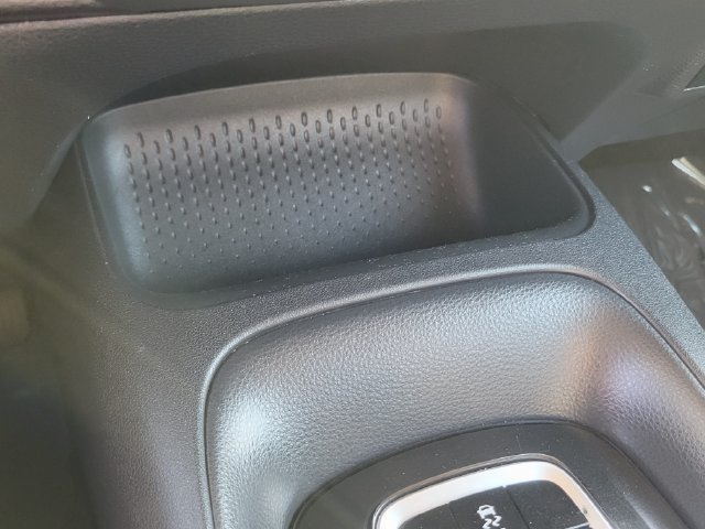 Used 2025 Toyota Corolla LE FWD image 10