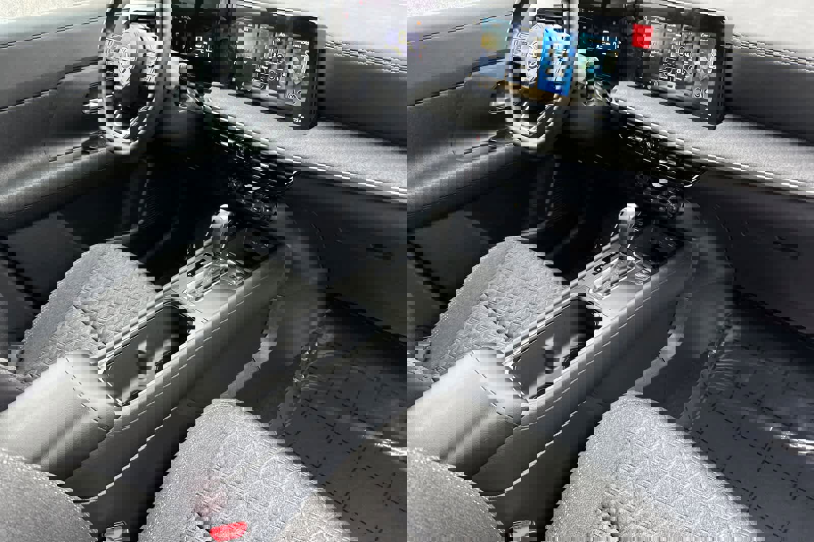 New 2026 Nissan Kicks SV image 16