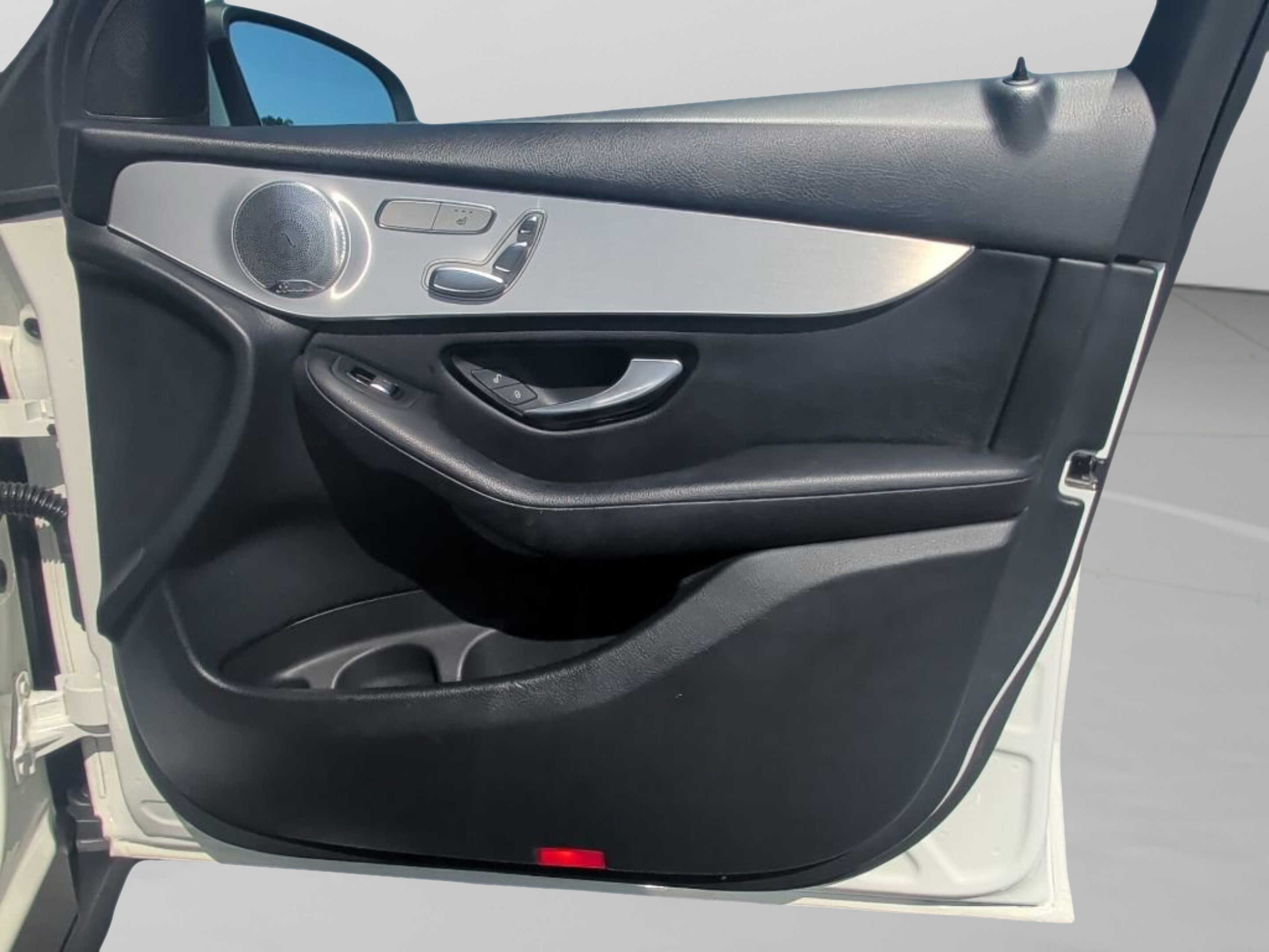 Used 2019 Mercedes-Benz GLC 300 image 50
