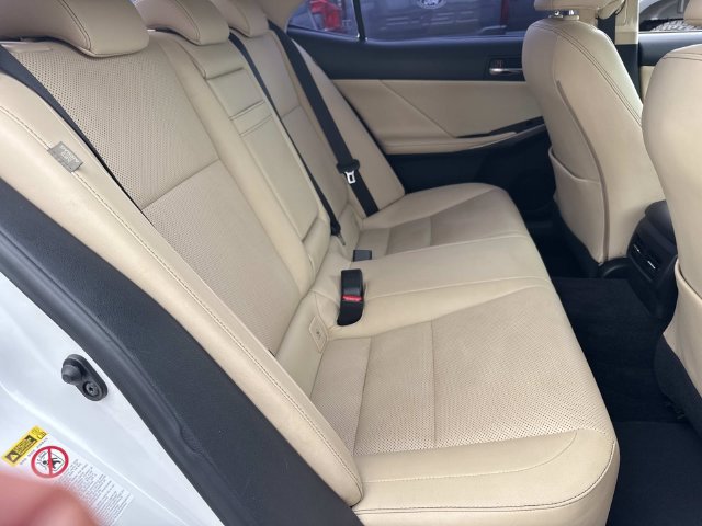Used 2014 Lexus IS 250 w/ Premium Package RWD image 12