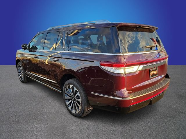 New 2023 Lincoln Navigator L Reserve AWD/4WD image 3