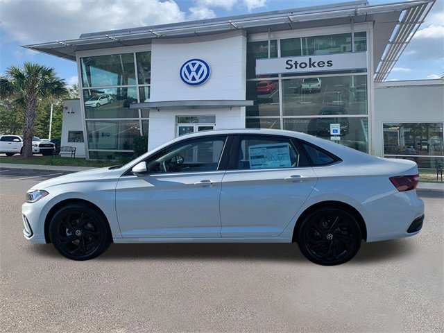New 2026 Volkswagen Jetta SE image 7