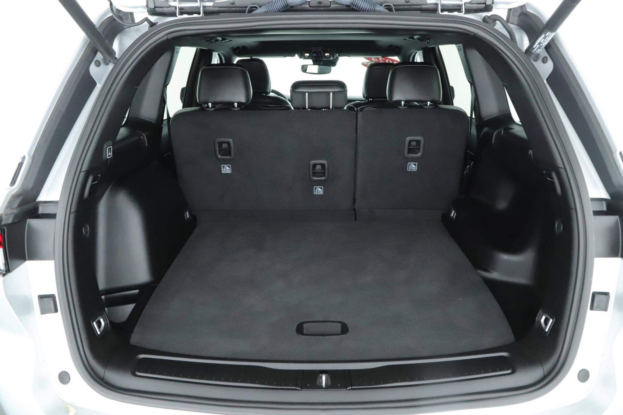 Used 2024 Jeep Grand Cherokee Altitude image 18