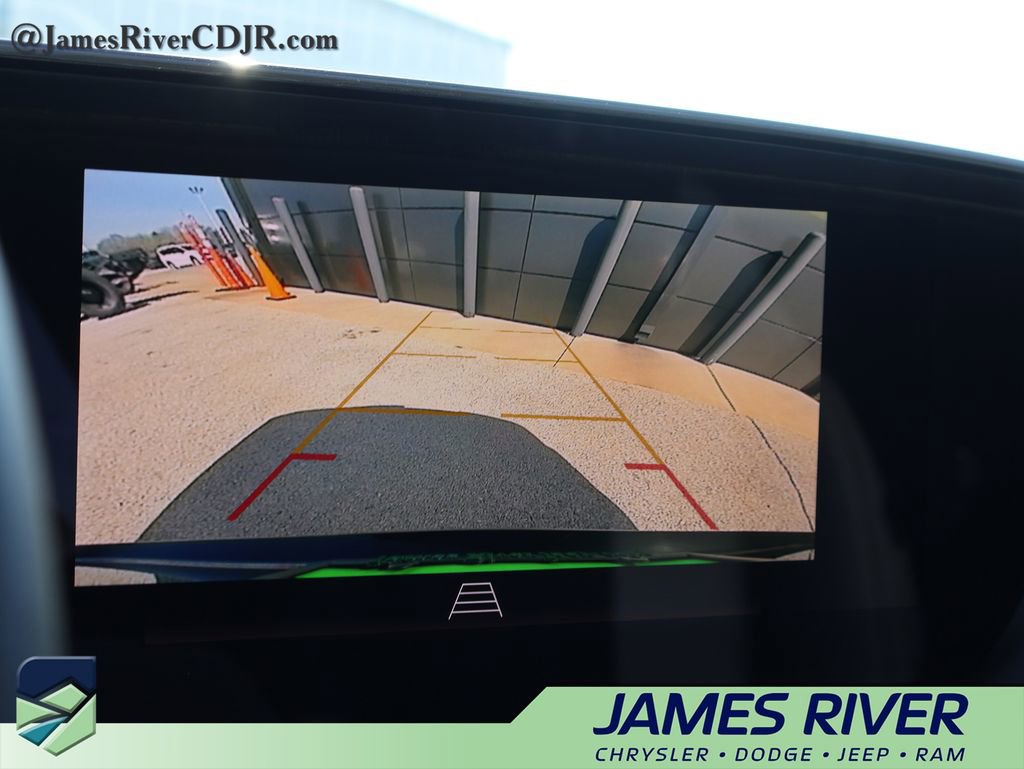 Used 2024 Buick Encore GX Sport Touring image 33