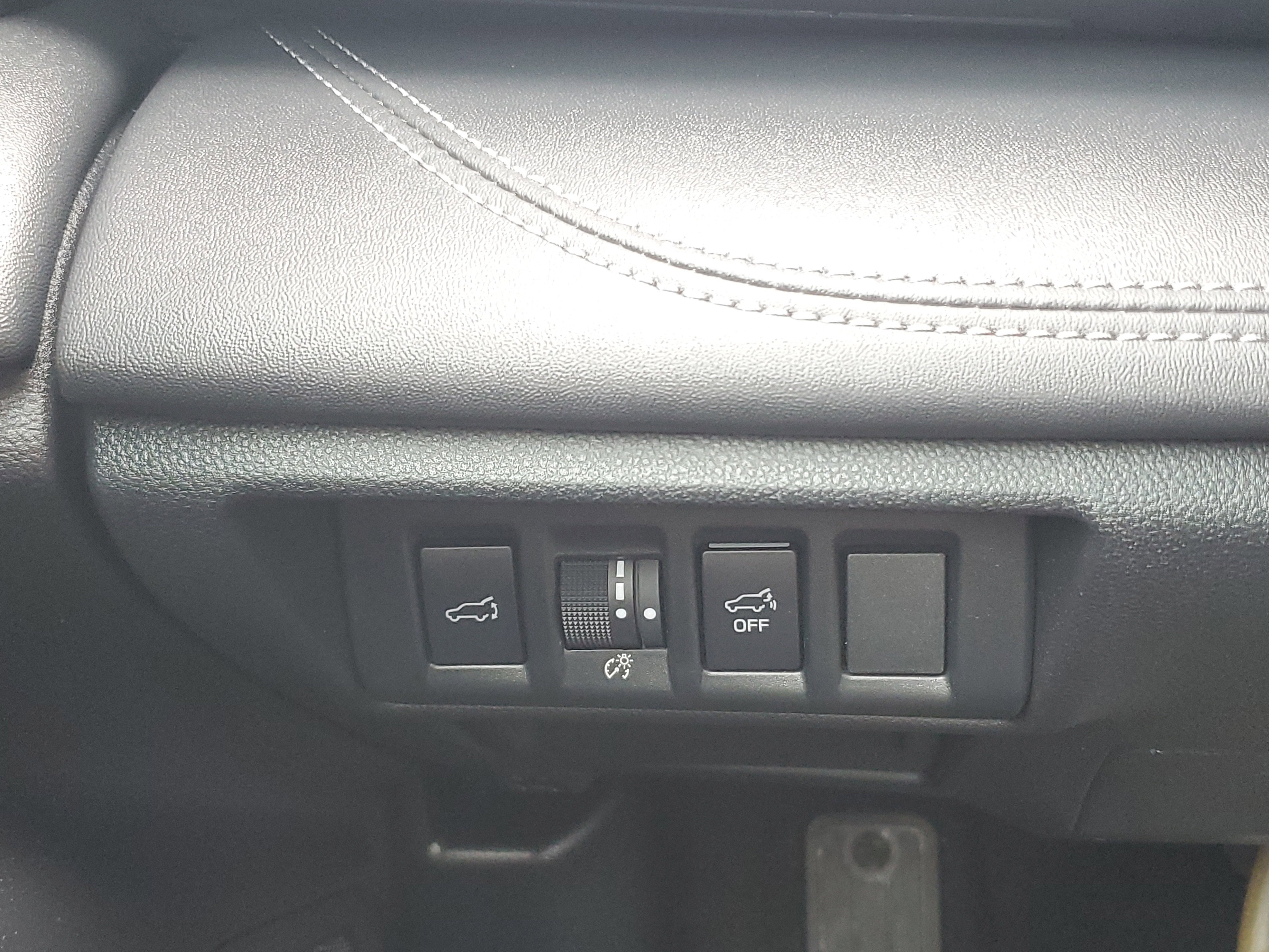 Certified 2025 Subaru Outback Limited image 18