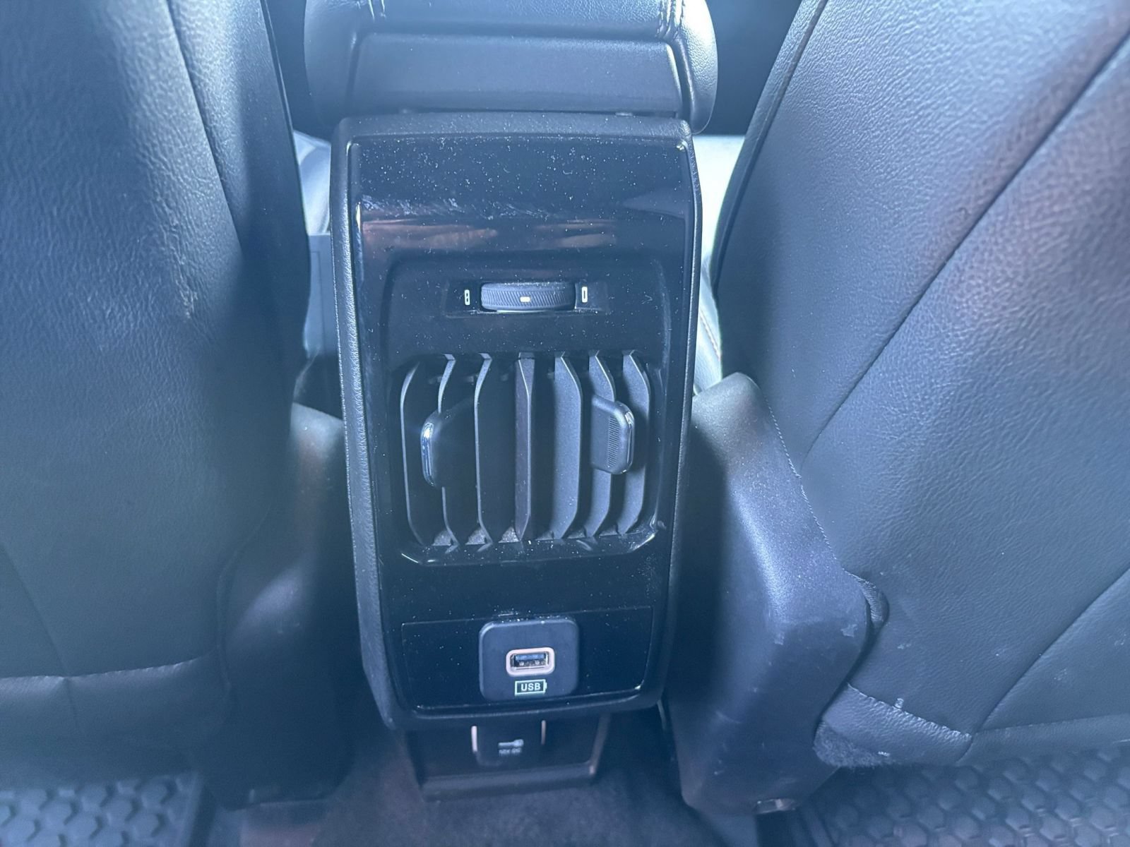 Used 2025 Jeep Compass Trailhawk AWD/4WD image 22