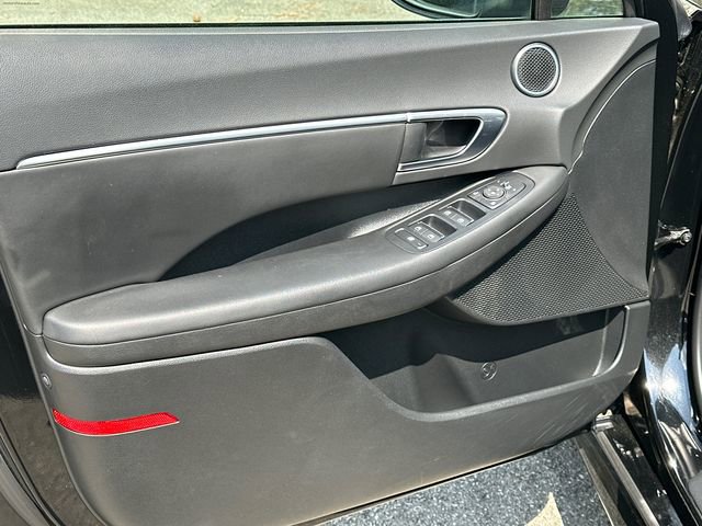 Used 2023 Hyundai Sonata SEL w/ Cargo Package image 10