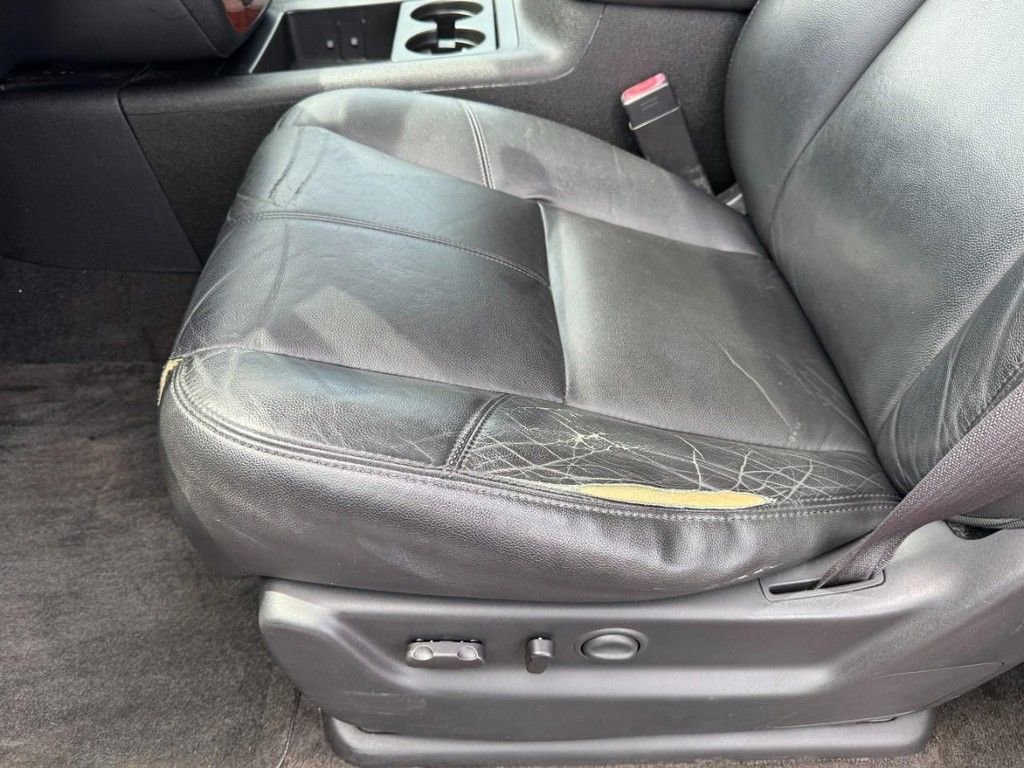 Used 2014 Chevrolet Tahoe LT w/ Luxury Package image 17