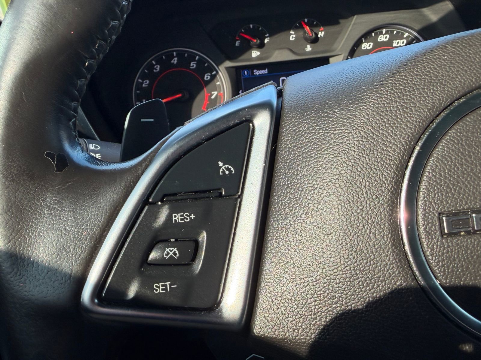 Used 2021 Chevrolet Camaro LT RWD image 30