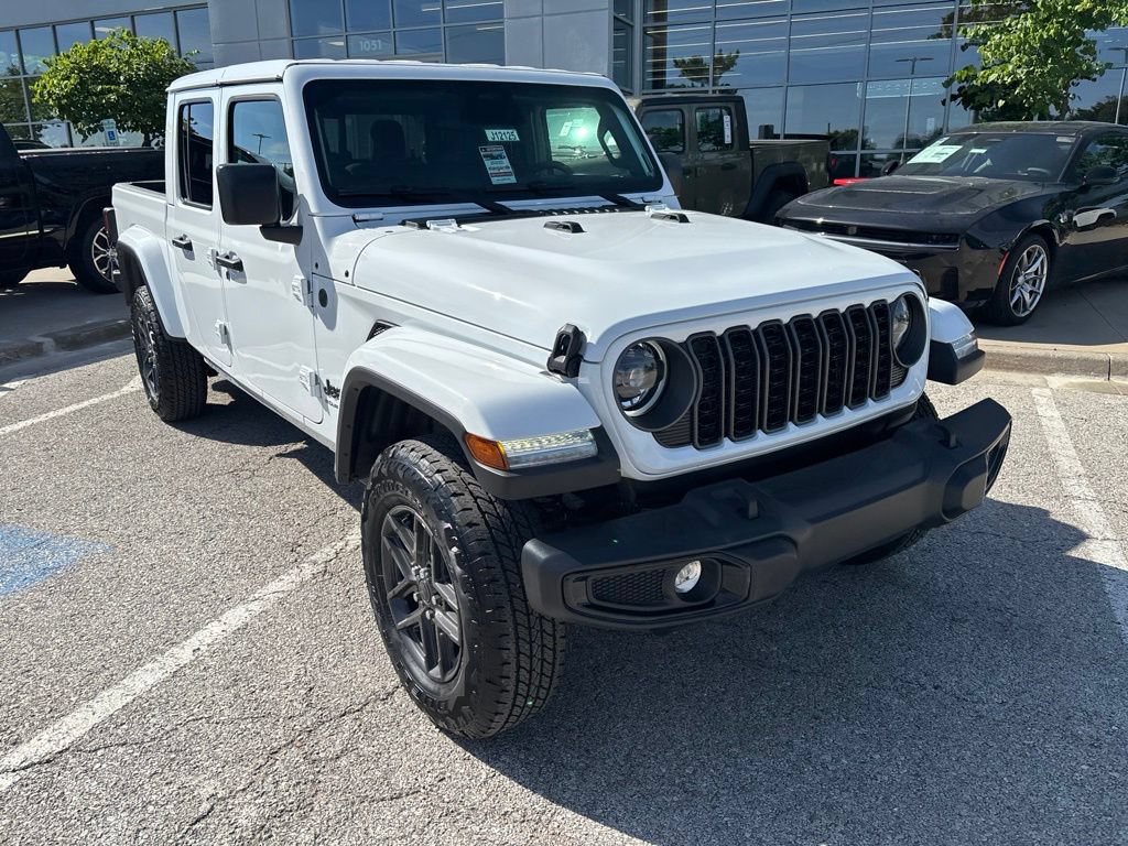 New 2026 Jeep Gladiator Sport AWD/4WD image 7