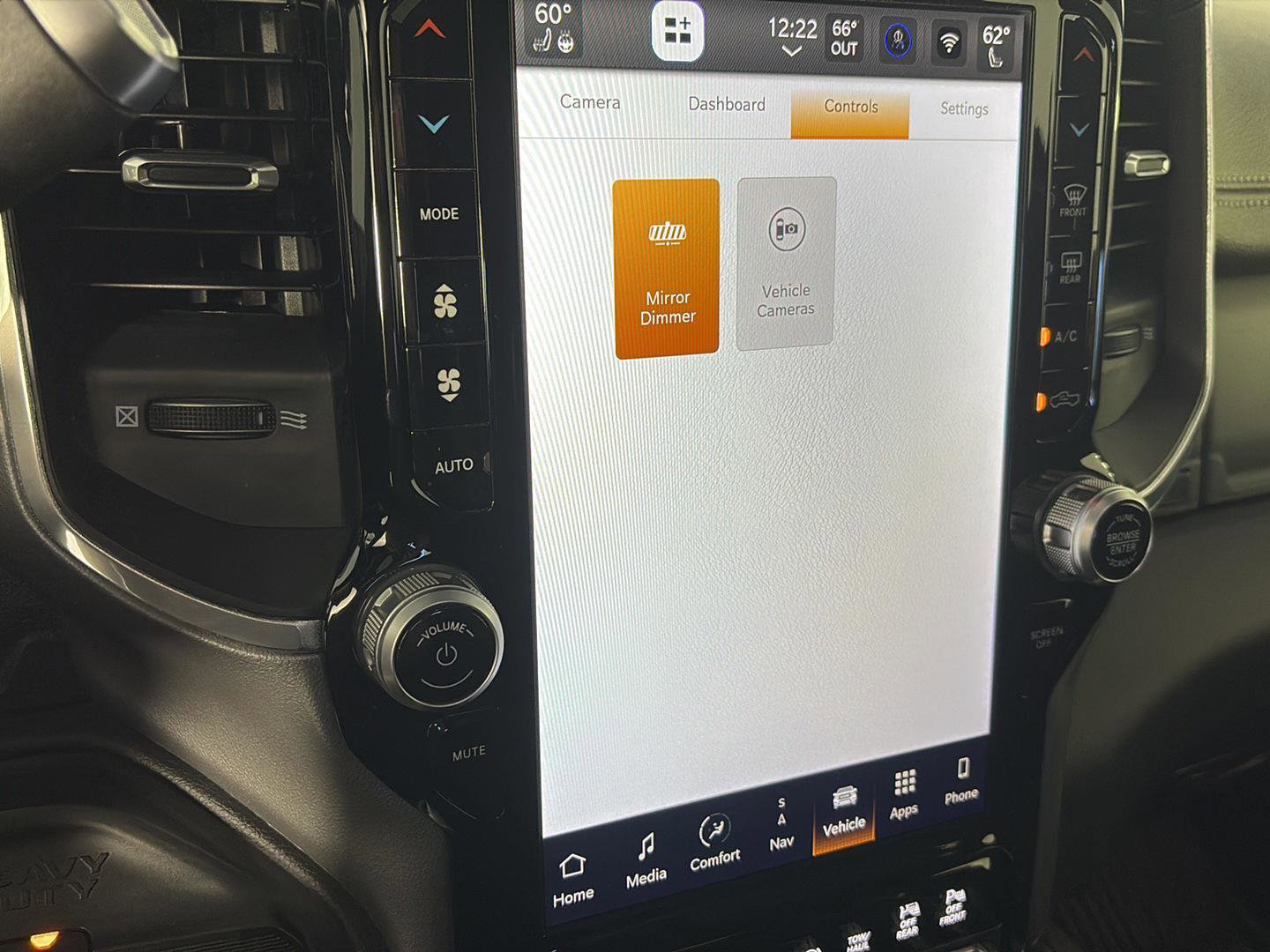 Used 2022 RAM 2500 Laramie AWD/4WD image 39