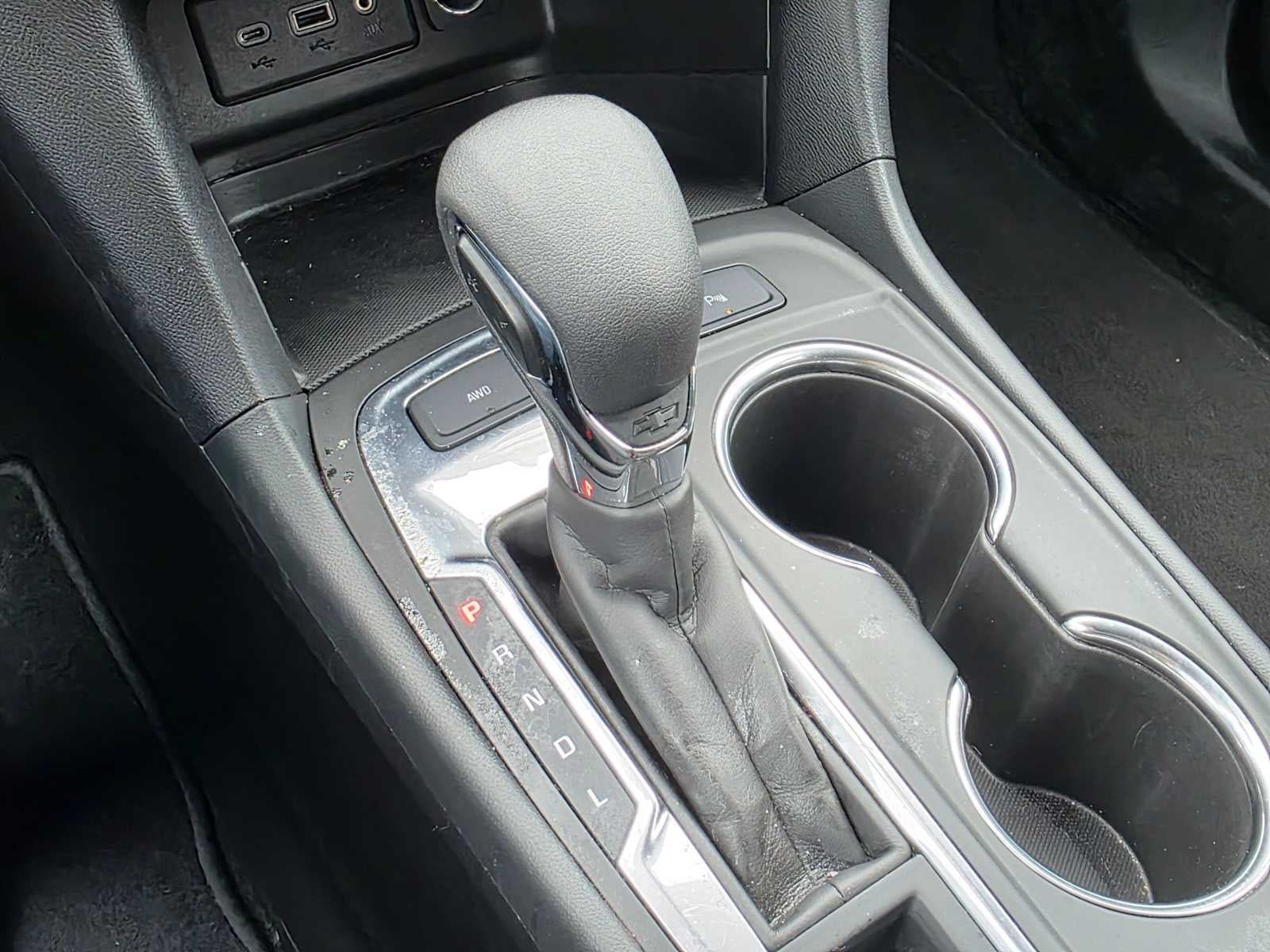 Used 2024 Chevrolet Equinox LT AWD/4WD image 33