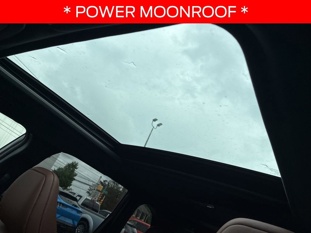 Used 2025 Subaru Forester Touring AWD/4WD image 10