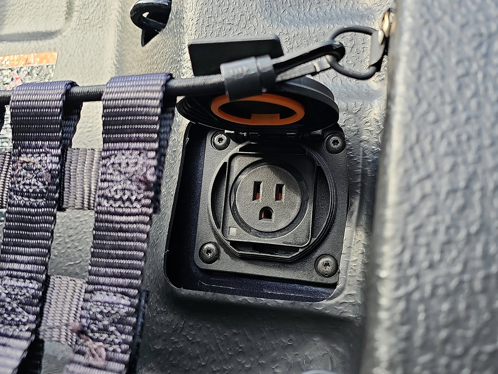 Used 2023 Chevrolet Silverado 1500 LT image 30