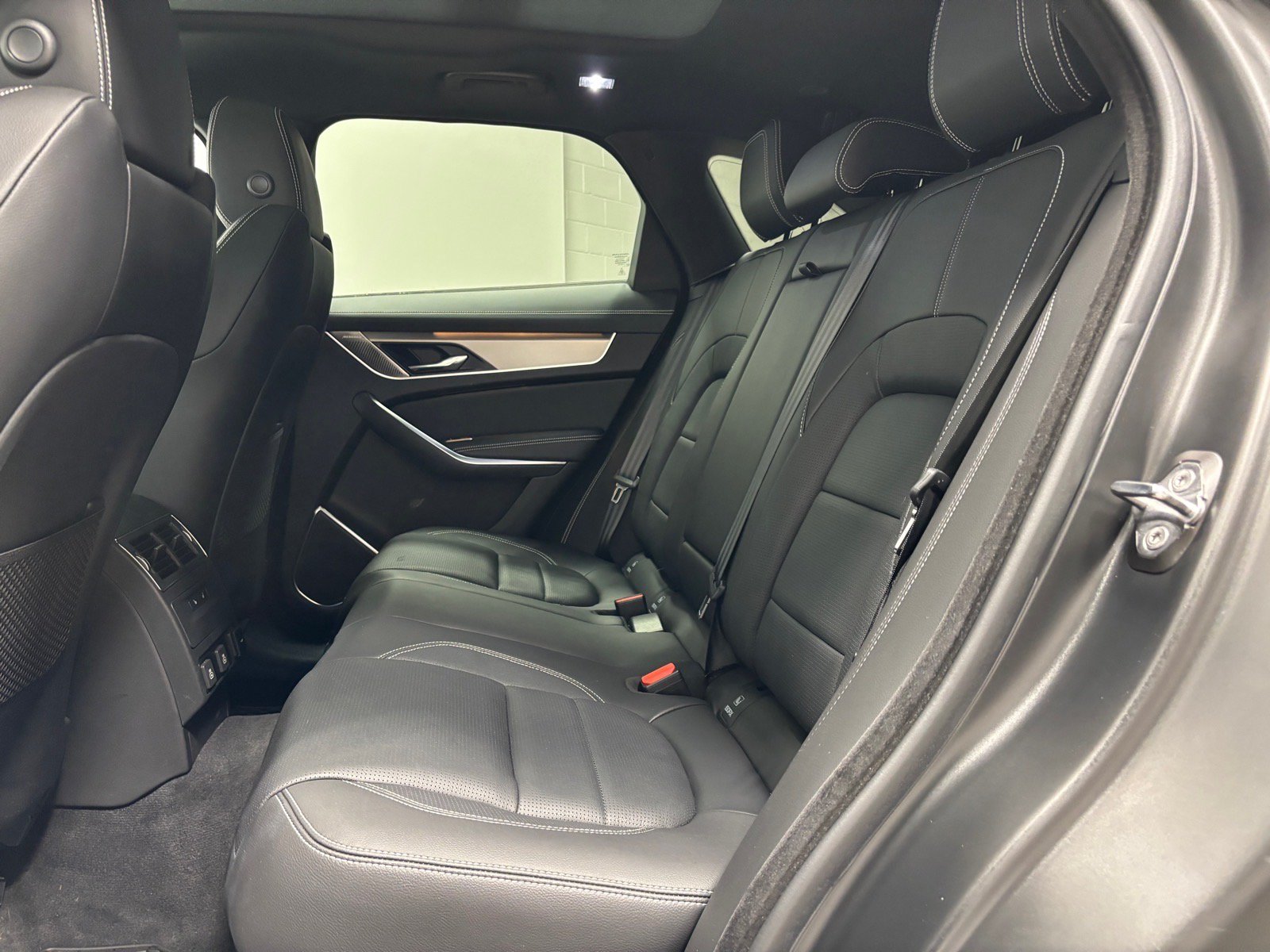 New 2026 Jaguar F-PACE R-Dynamic S AWD/4WD image 29