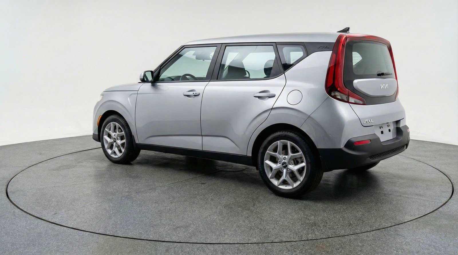 Used 2025 Kia Soul LX w/ LX Technology Package image 6