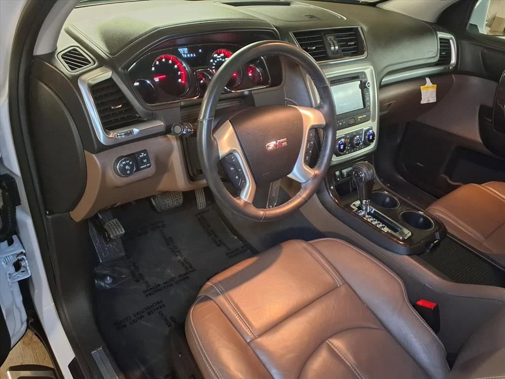 Used 2016 GMC Acadia SLT image 3